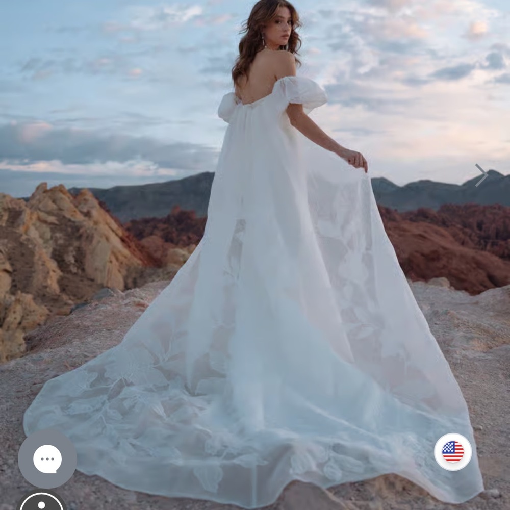 Jenny Yoo Giselle Puff-Sleeve Bridal Cape